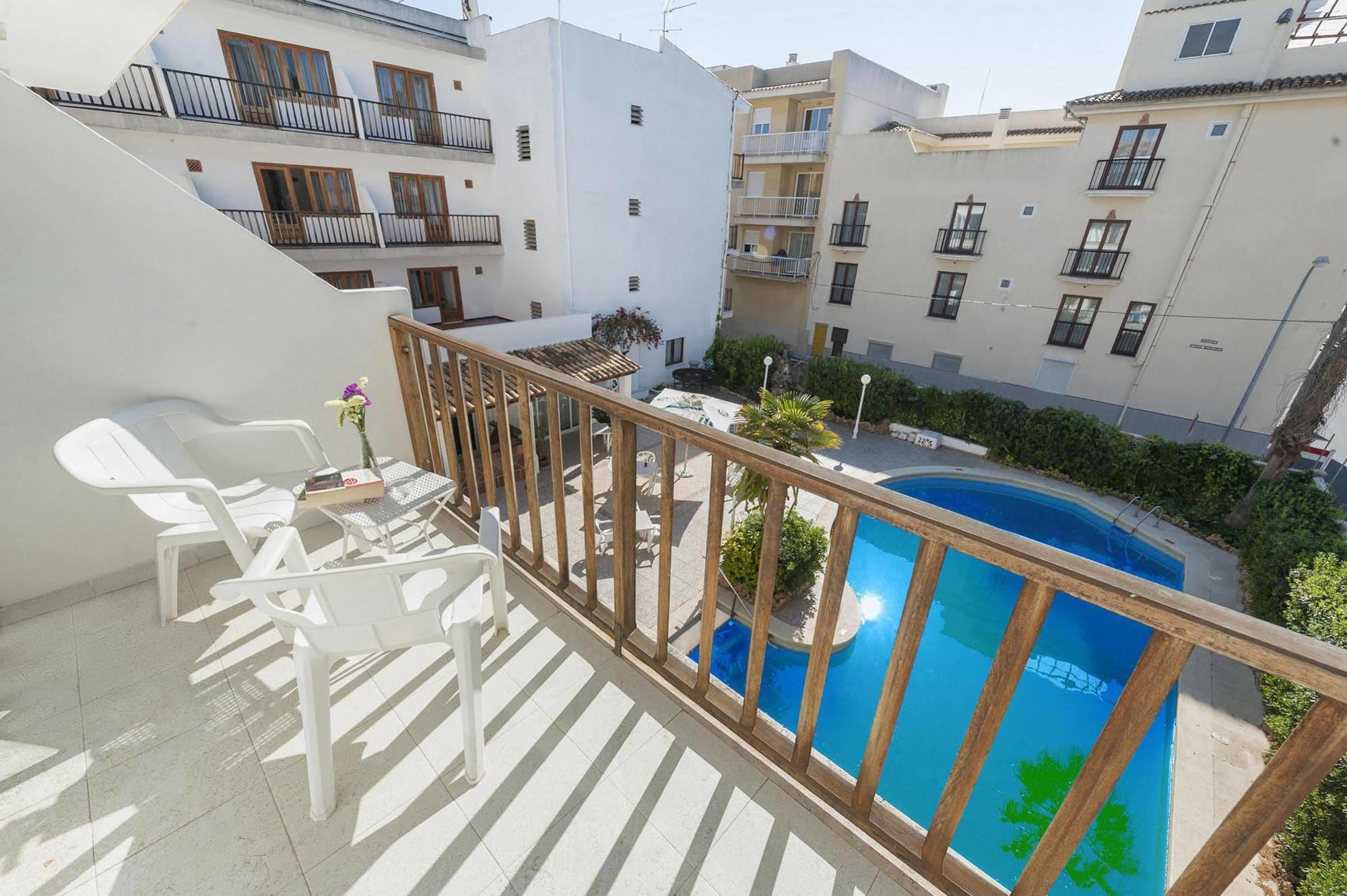 Hostal Casa Bauza Кала Ратьяда Экстерьер фото