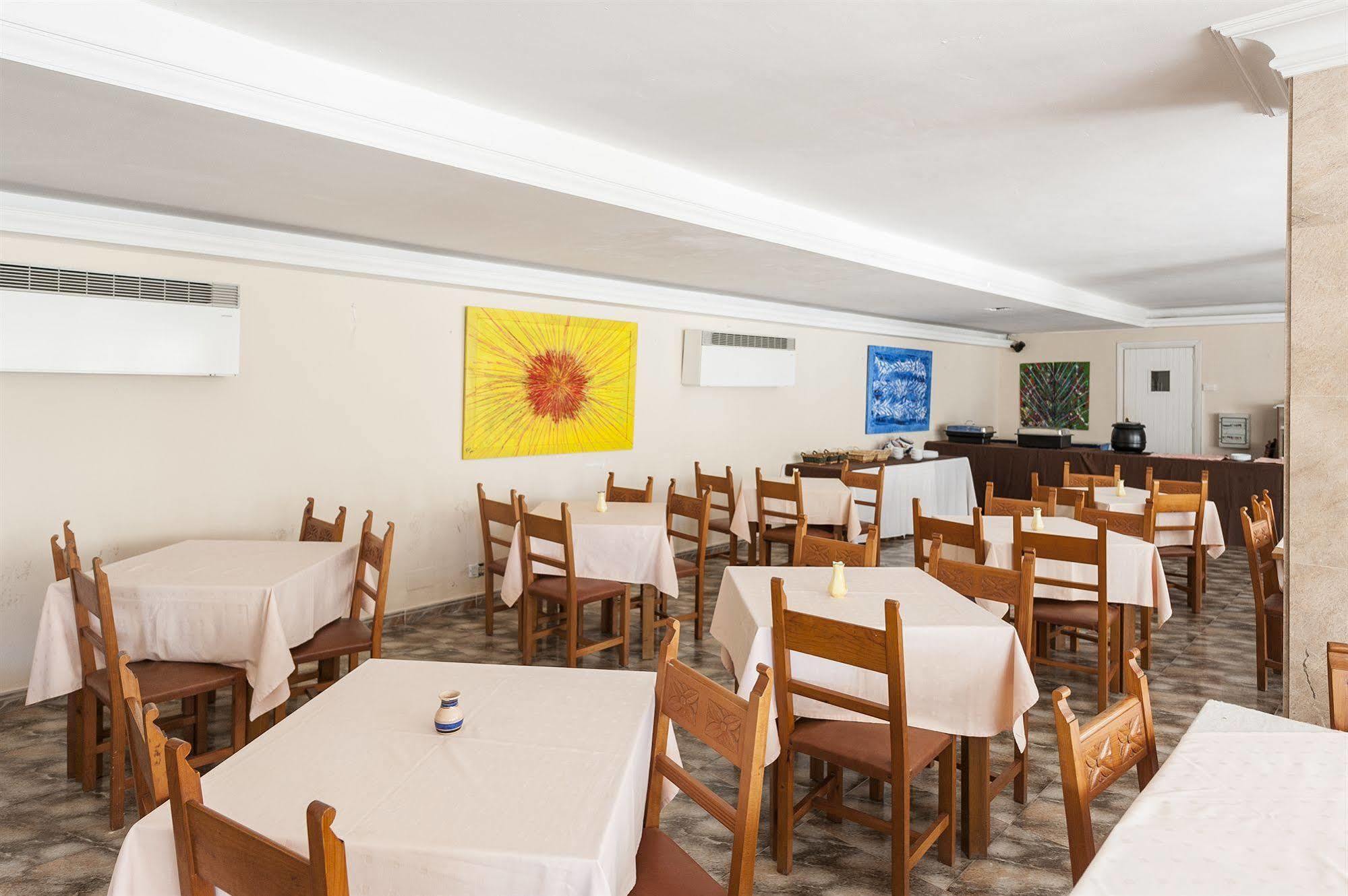 Hostal Casa Bauza Кала Ратьяда Экстерьер фото